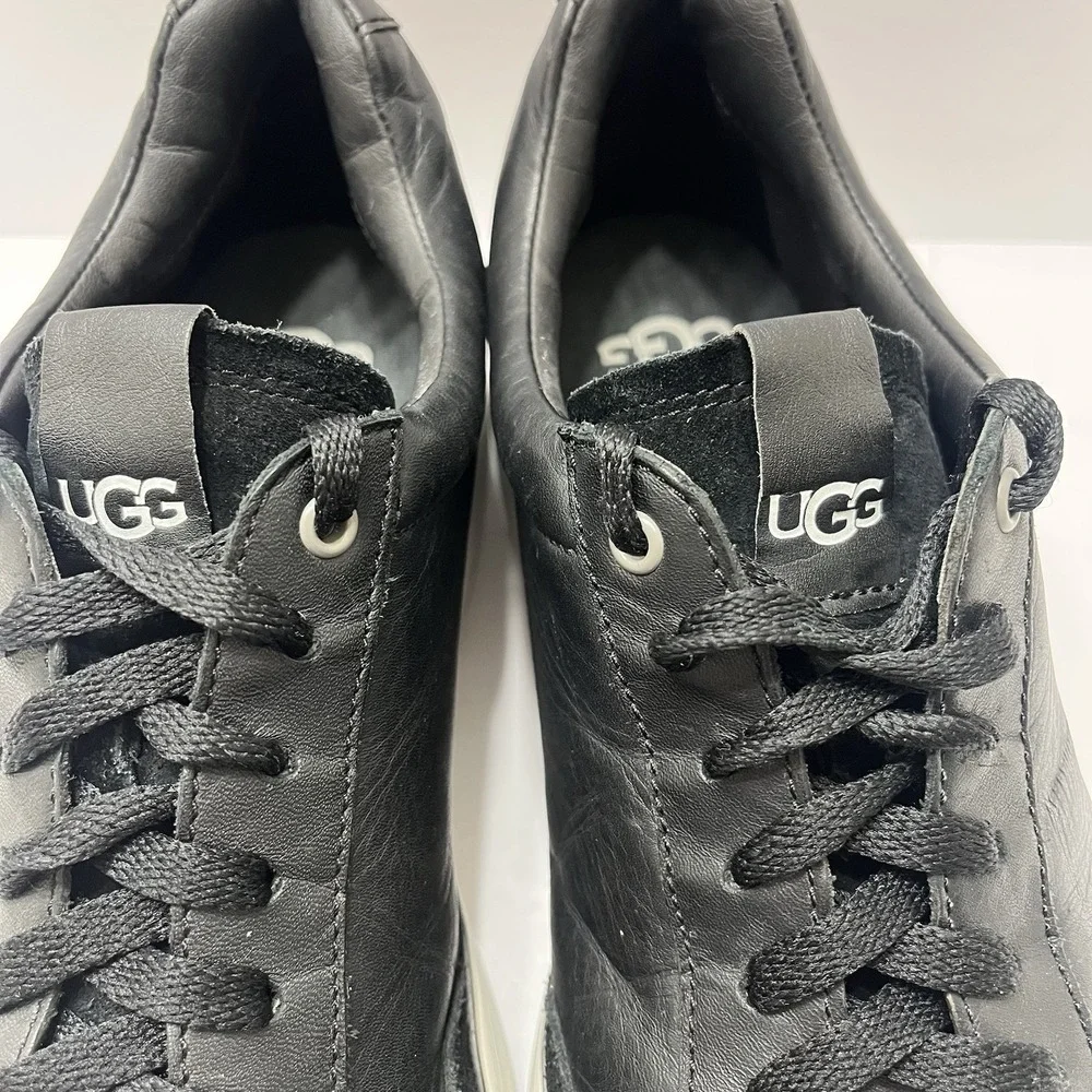 UGG Men's South Bay Lightweight Low-Top Full Grain Leather Sneaker Men's 11.5